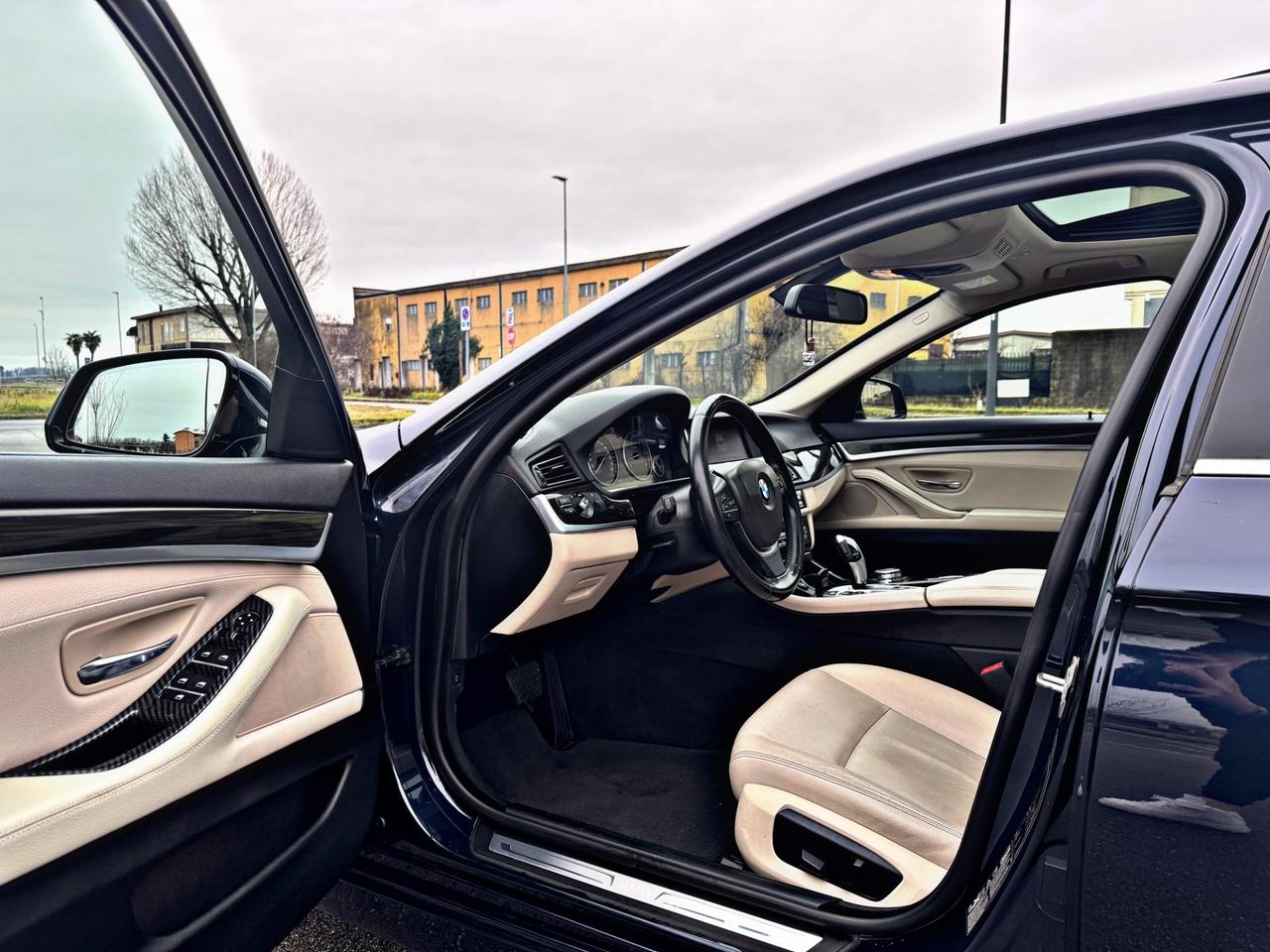 Bmw 530 530d xDrive 258CV Touring Luxury euro 6