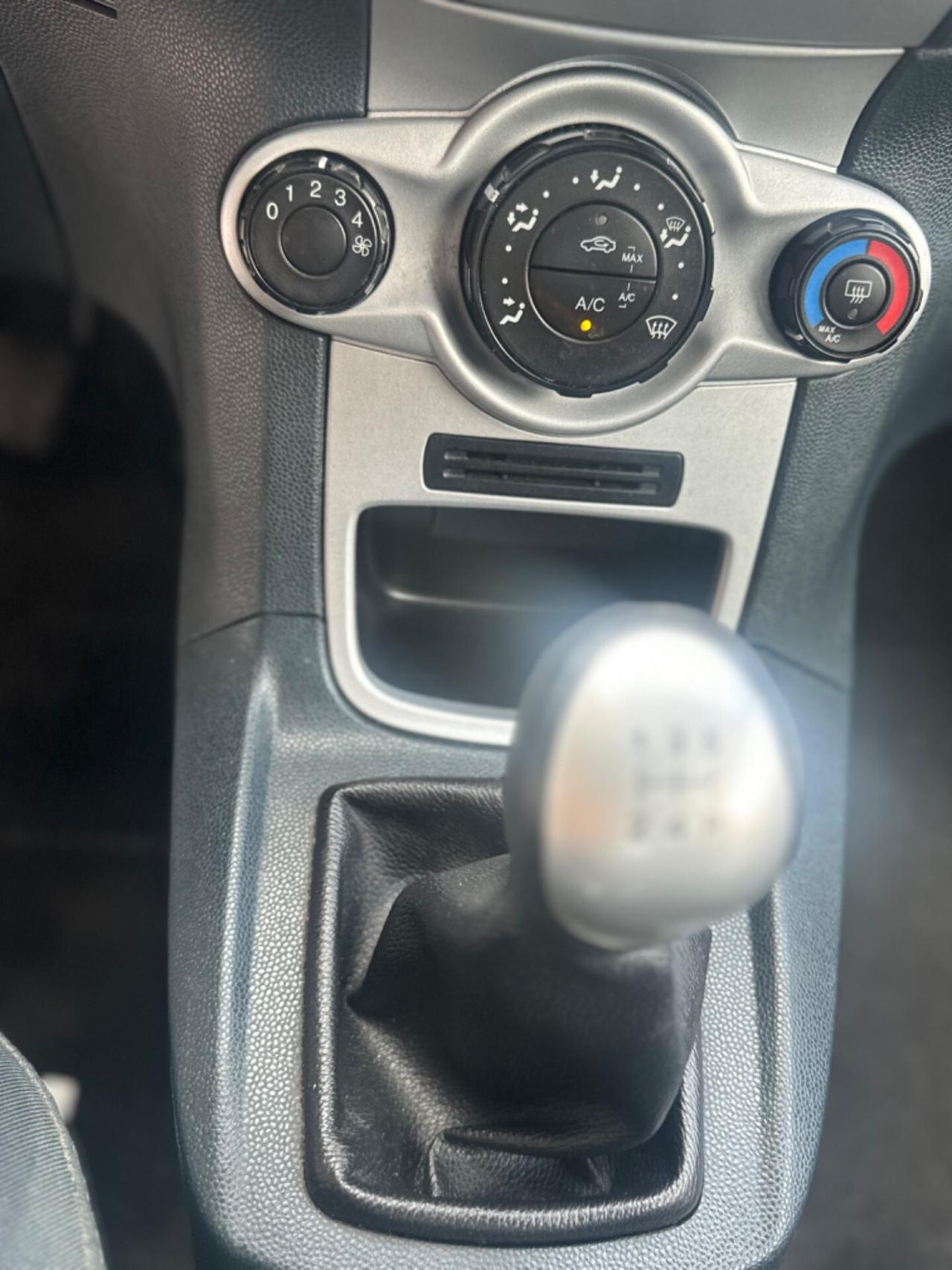 Ford Fiesta 1.2 60CV 3p. Titanium 2011