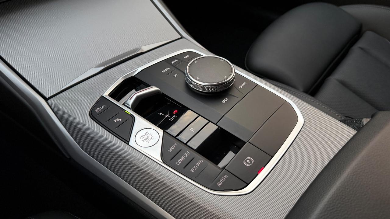 BMW 316D TOURING 2.0 ADVANTAGE AT8 122 CV - FULL LED, PELLE, NEOPATENTATI