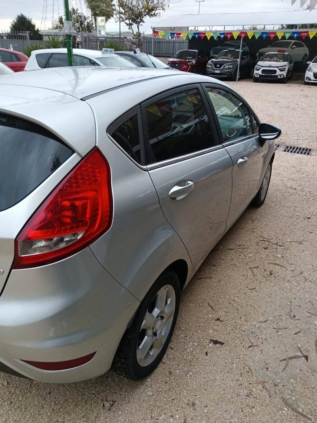 Ford Fiesta 1.2 82 CV 5 porte Titanium