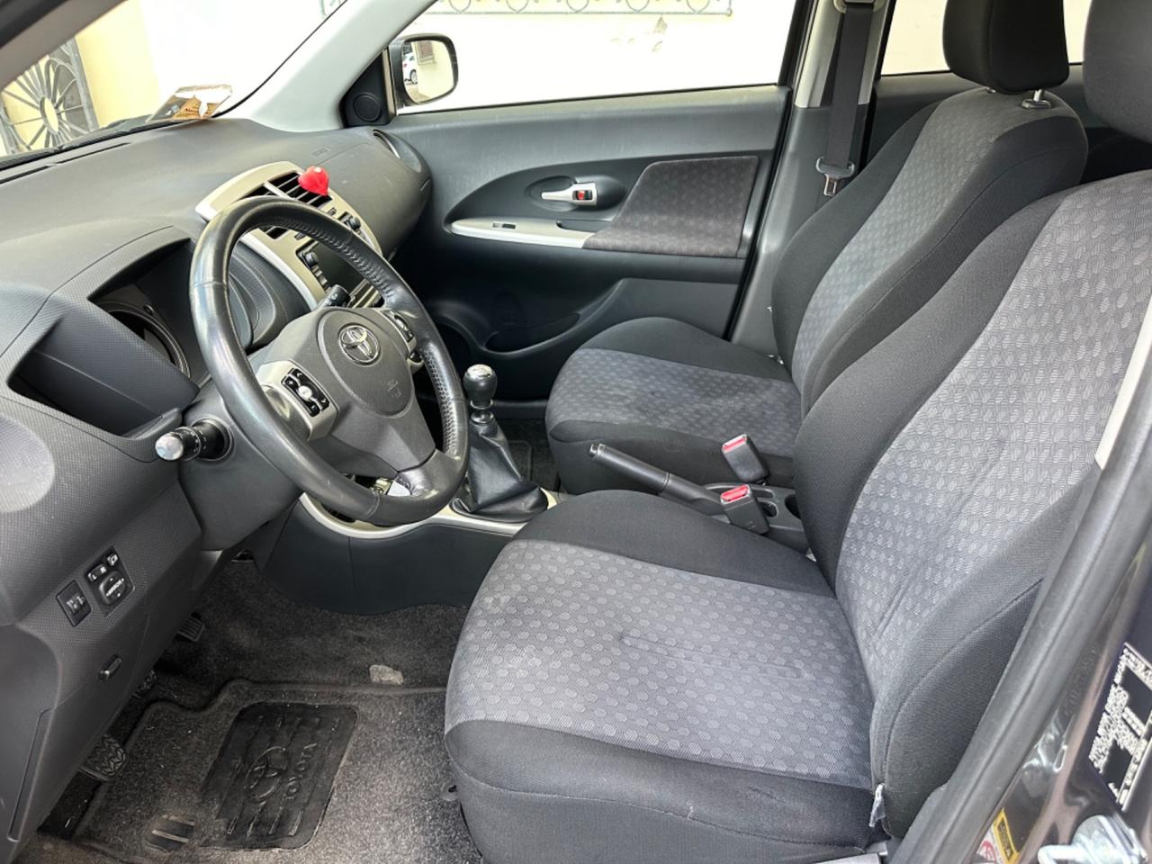 Toyota Urban Cruiser 1.4 D-4D AWD Luxury