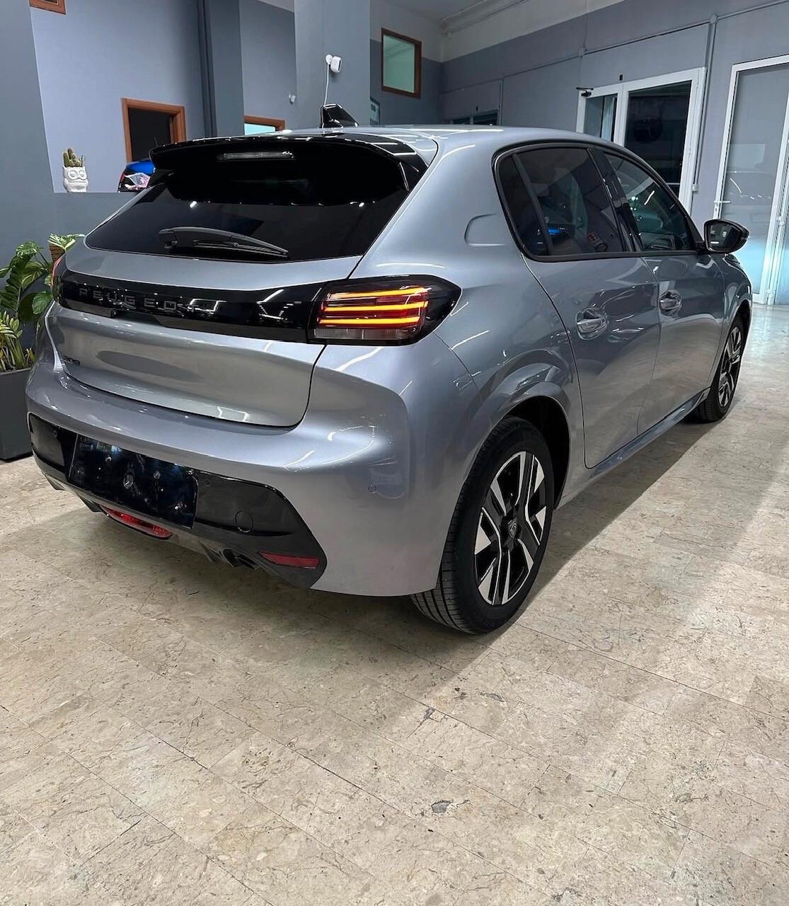 Peugeot 208 PureTech 100 Stop&Start 5 porte Allure