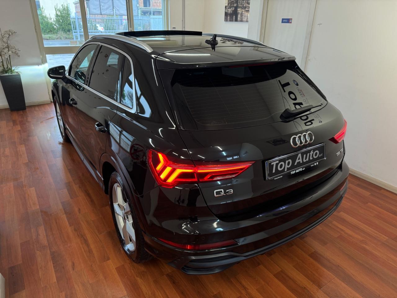 AUDI Q3 35 TDI S TRONIC S LINE EDITION / TETTO