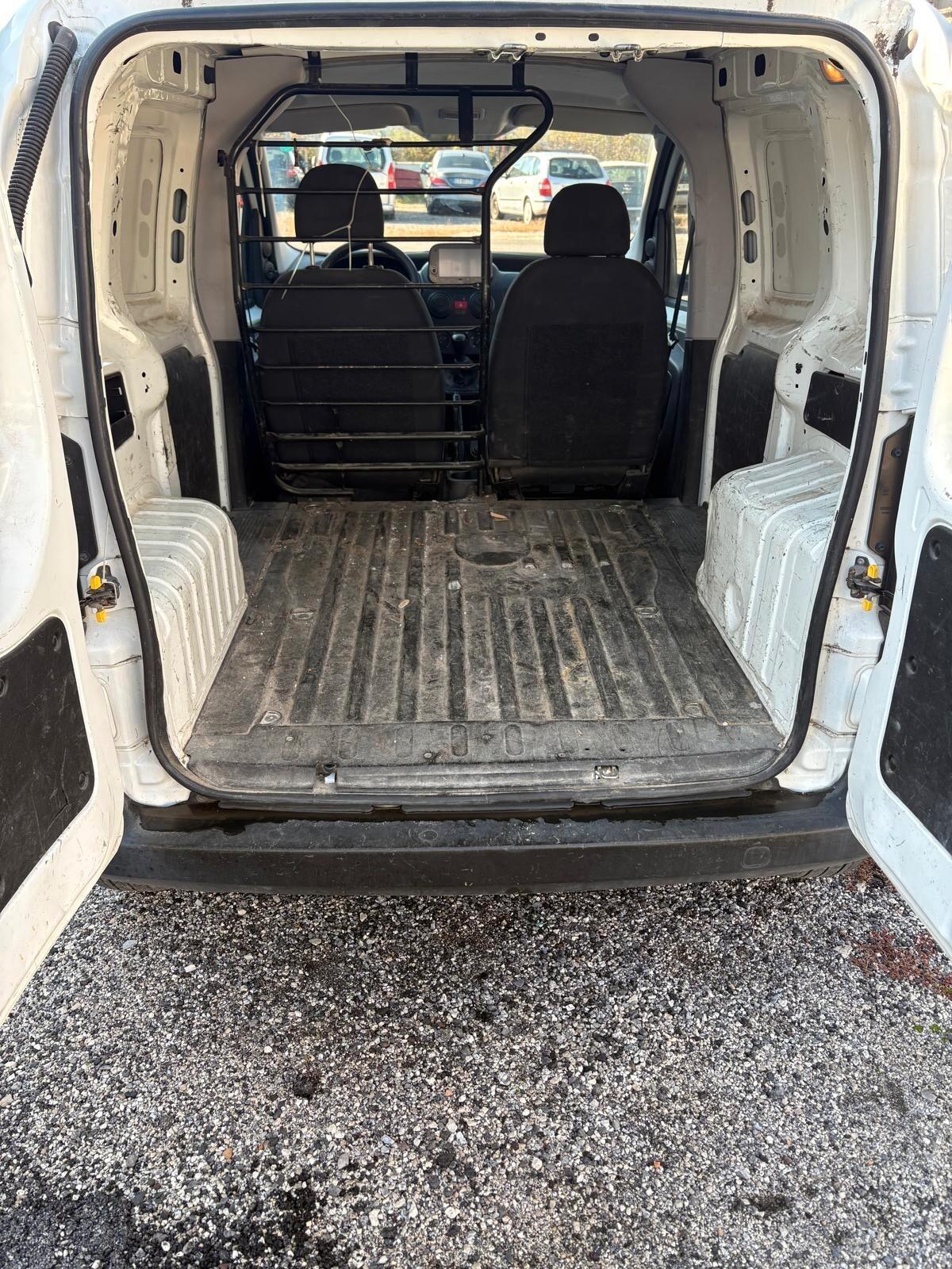 Fiat Fiorino 1.3 MJT 80CV Cargo SINISTRATO