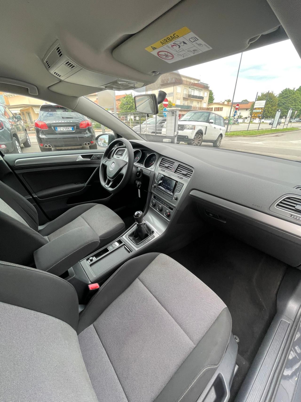 Volkswagen Golf 1.2 TSI NEOPATENTATI 85 CV