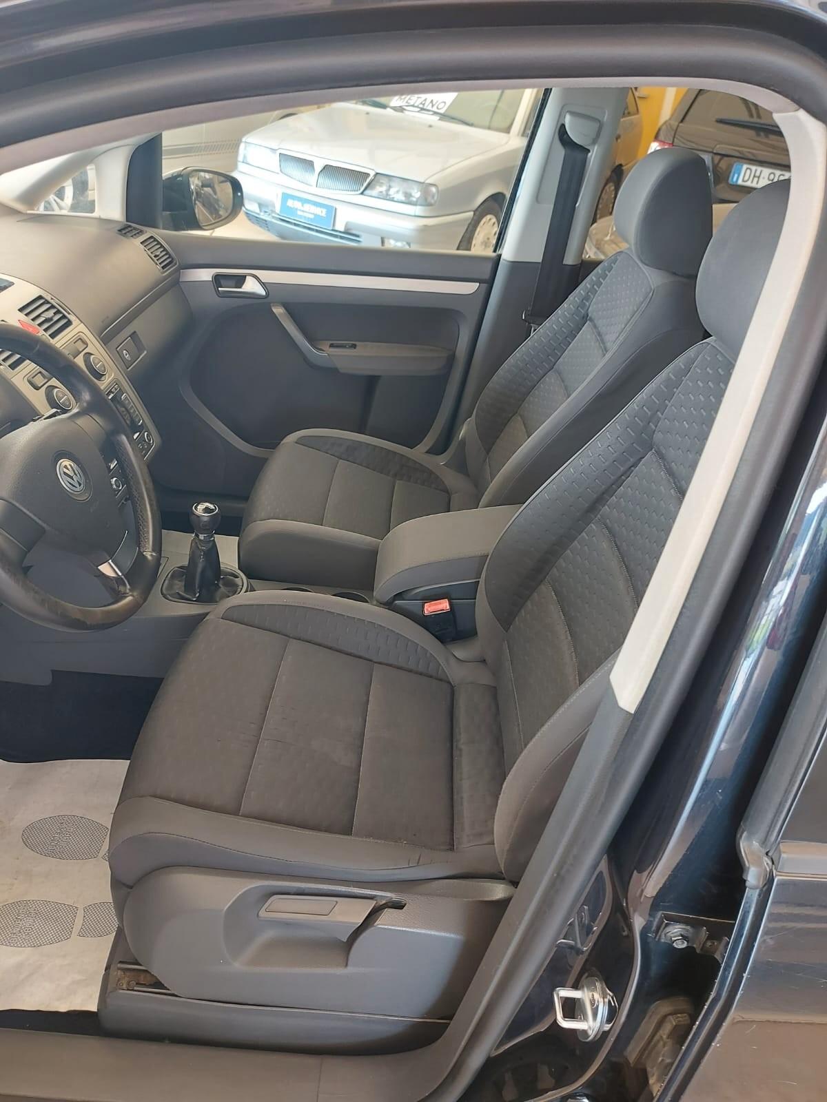 Volkswagen Touran 1.4 16V TSI 150CV Highline Ecofuel