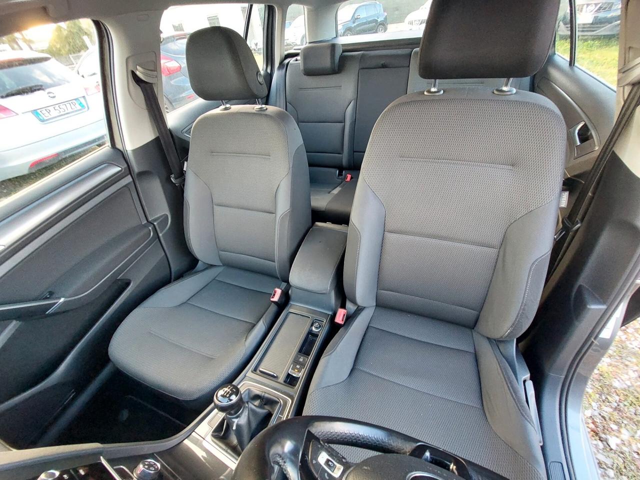 Volkswagen Golf Variant 1.6 TDI 115 CV DSG Business BlueMotion Tech.