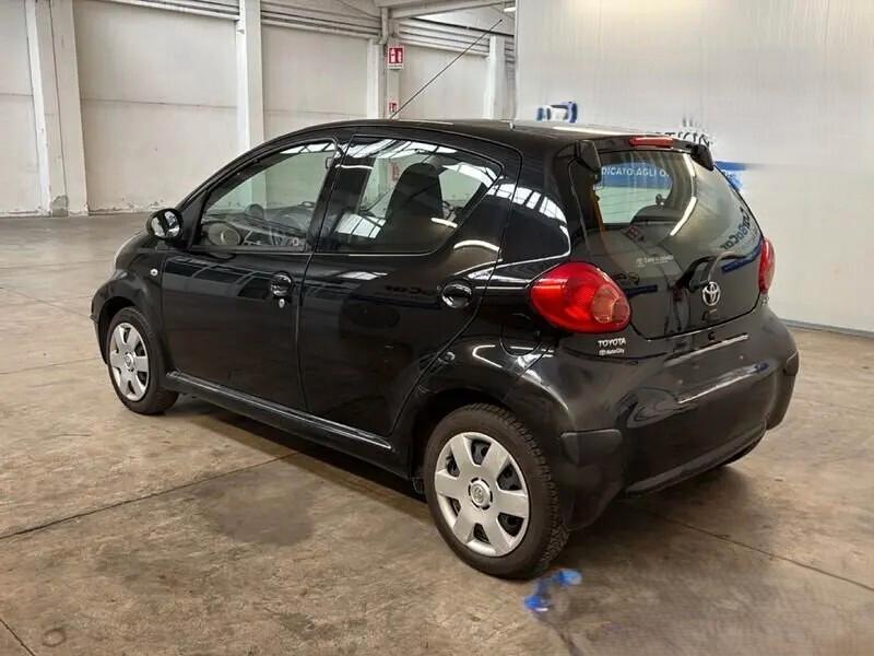 Toyota Aygo 1.0 12V VVT-i 5 porte Sol