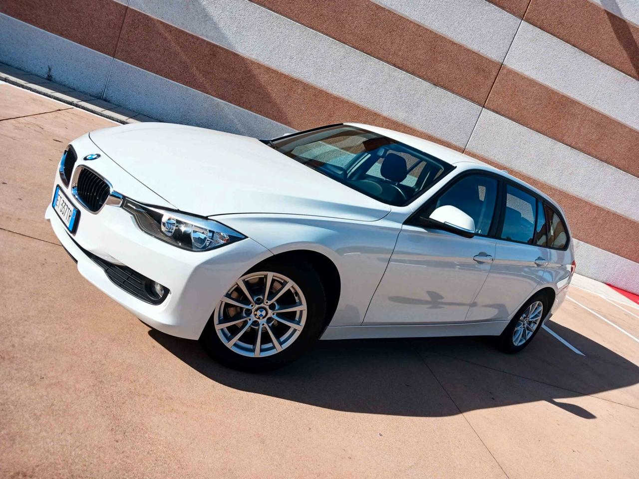 Bmw 318d Touring automatico - PERFETTA IN TUTTO