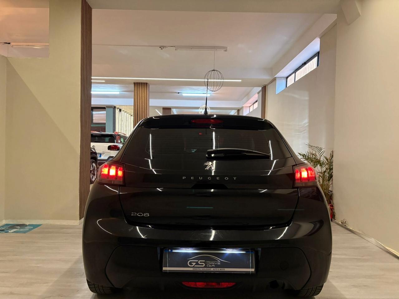 Peugeot 208 1.2cc PureTech 75cv Allestimento Allure Pack