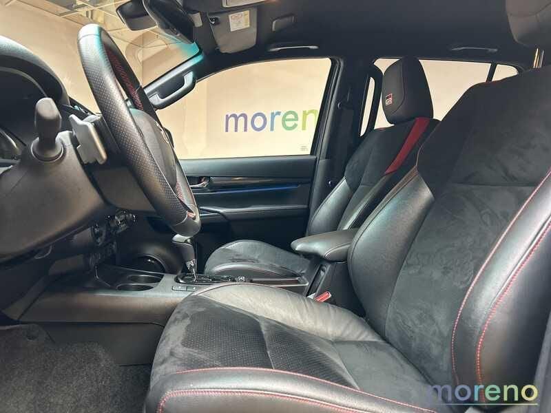 Toyota Hilux 2.8 d double cab GR Sport 4wd auto