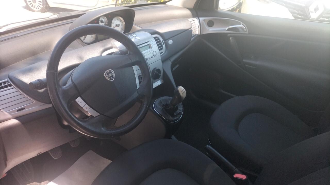 Lancia Ypsilon 1.3 MJT 75 CV **PREZZO OUTLET**