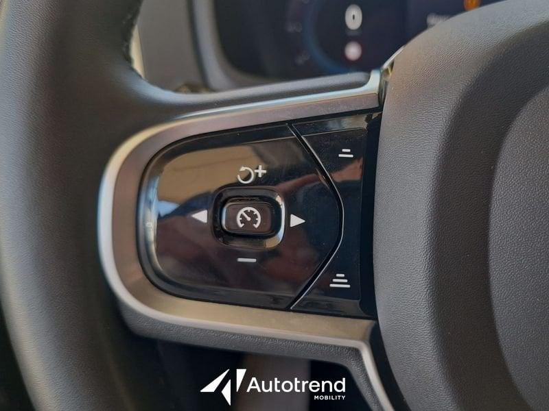 Volvo XC90 B5 235+14 CV AWD Mild Hybrid Diesel Automatico 7 Posti Plus Bright