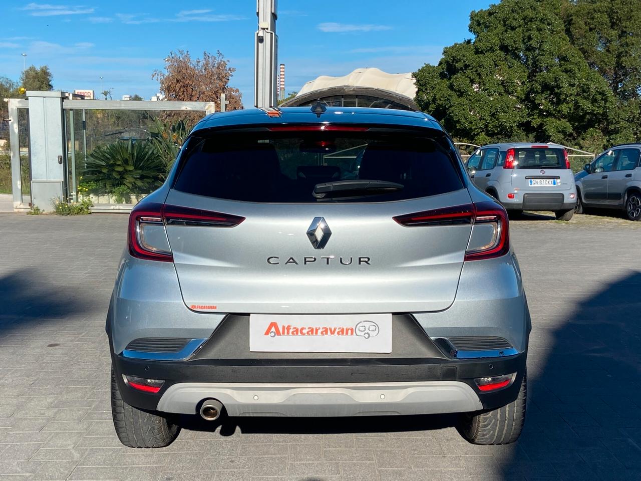 Renault Captur 1.3 tce Intens 140cv