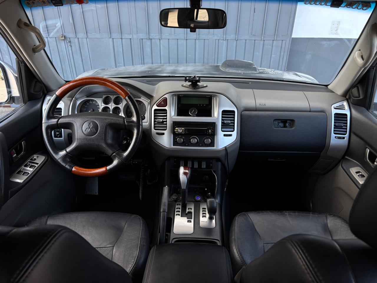 Mitsubishi Pajero 3.2 D. 7 posti. 4x4. Garanzia 12mesi