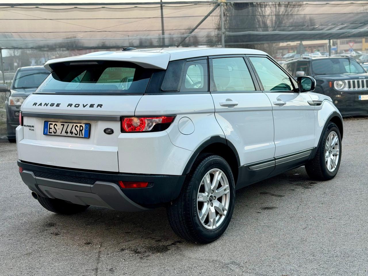 Land Rover Range Evoque 2.2 TD4 5p. Prestige