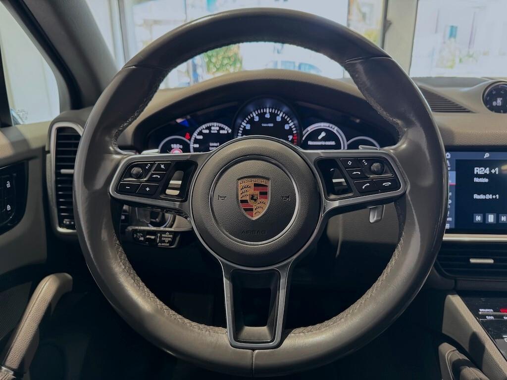 Porsche Cayenne 3.0 V6