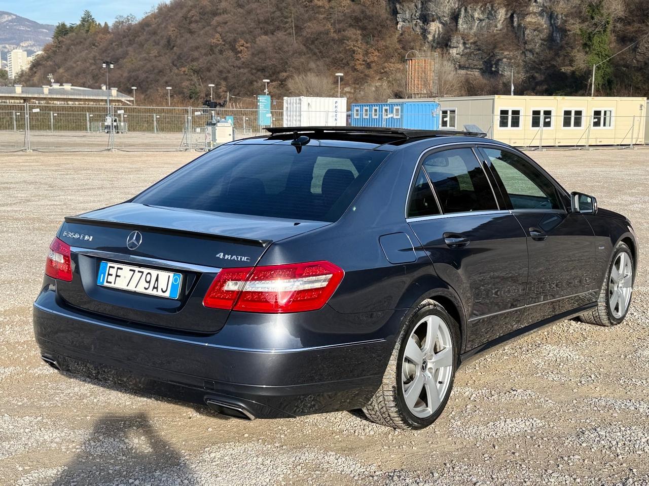 Mercedes-benz E 350 CDI BlueEFFICIENCY 4Matic