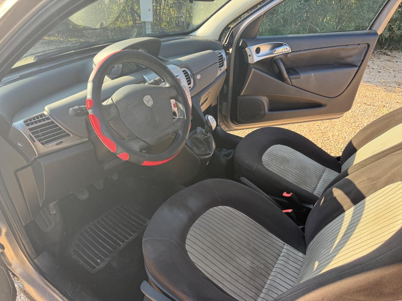 Lancia Ypsilon 1.2 GPL