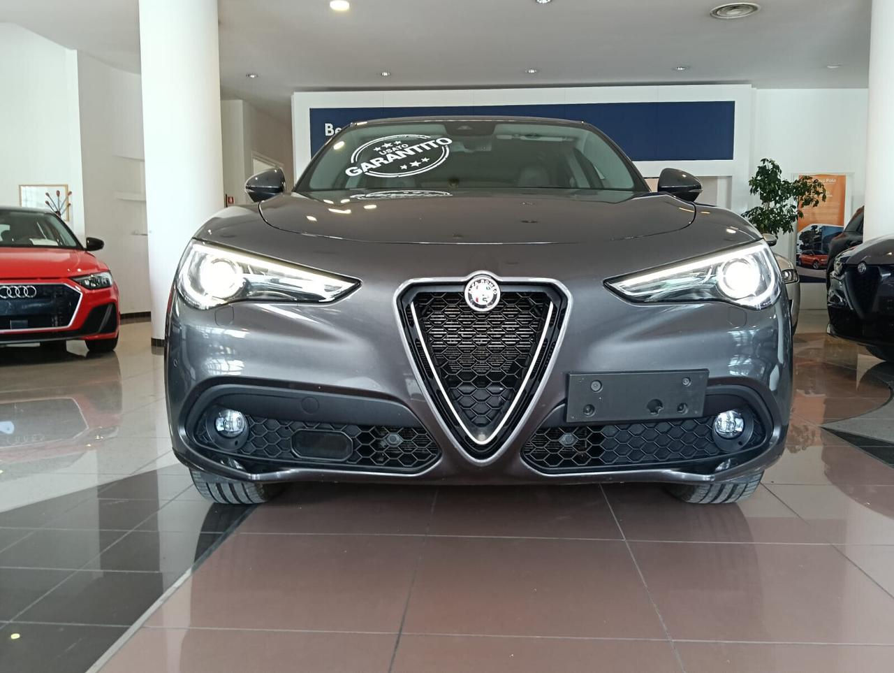 ALFA ROMEO STELVIO 2022 2.2 AT8 210 Q4