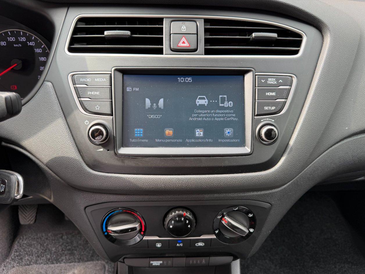 Hyundai i20 5 Porte i20 5p 1.2 mpi Connectline 75cv CAR PLAY+RETROCAMERA