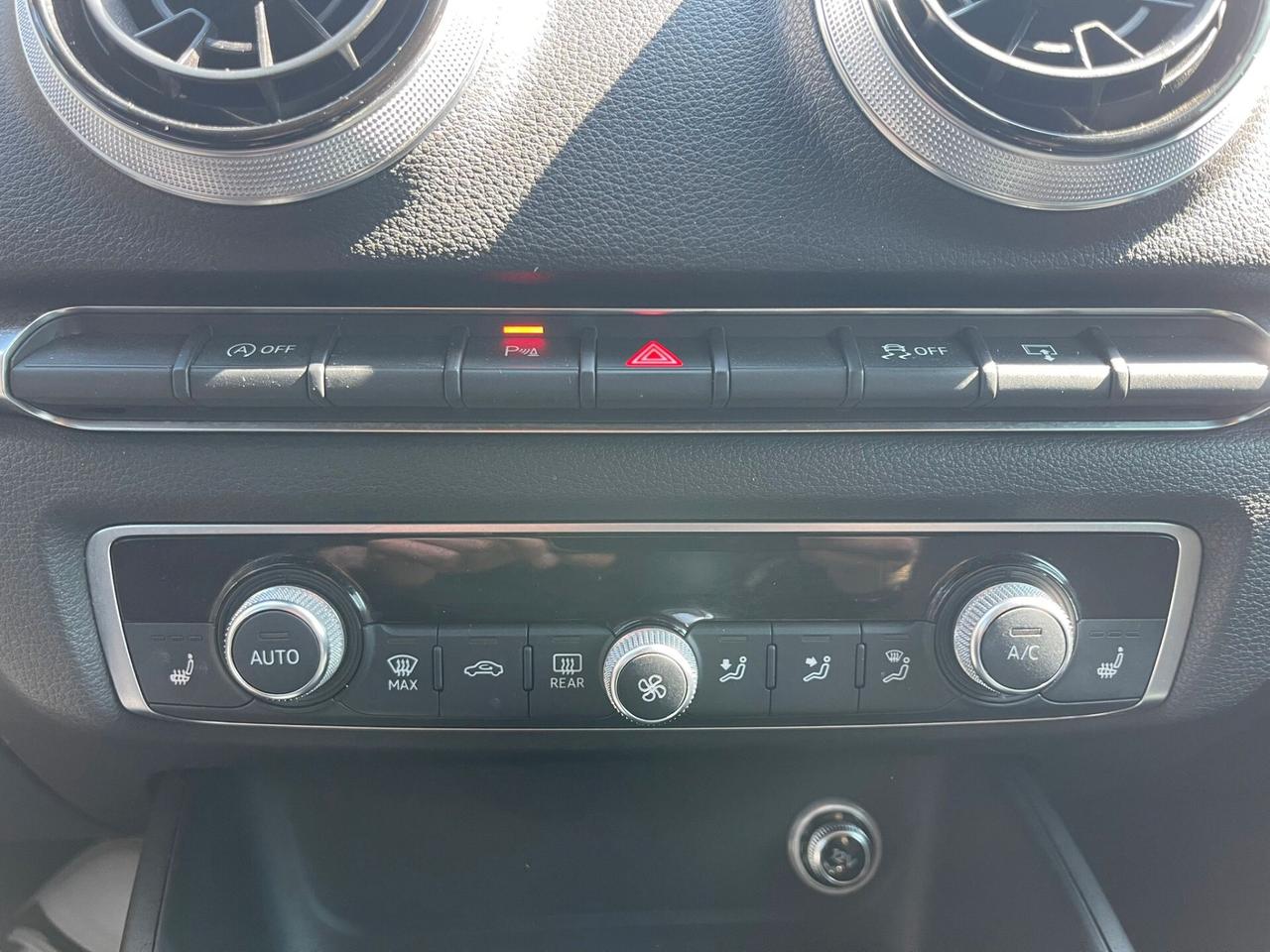 Audi A3 1.6 TDI 116 CV S tronic Business