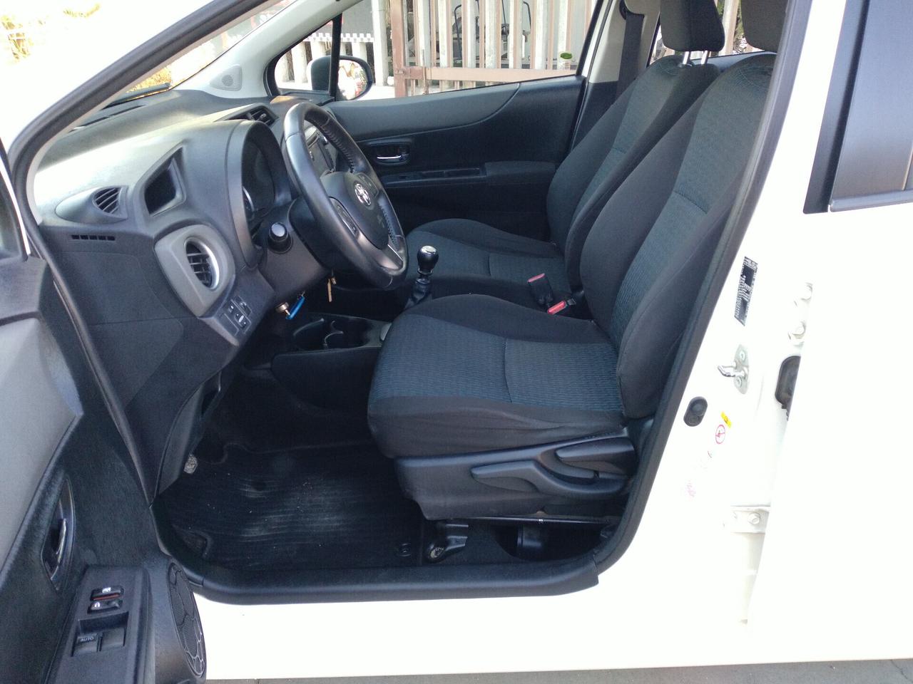 Toyota Yaris 1.4 D-4D 5 porte Lounge
