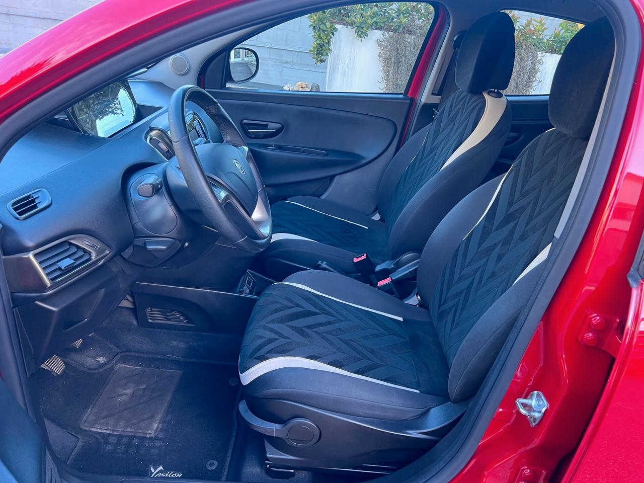 Lancia Ypsilon 1.3 mjt 95cv GOLD TELPDC/CLIMA PERFETTA!!