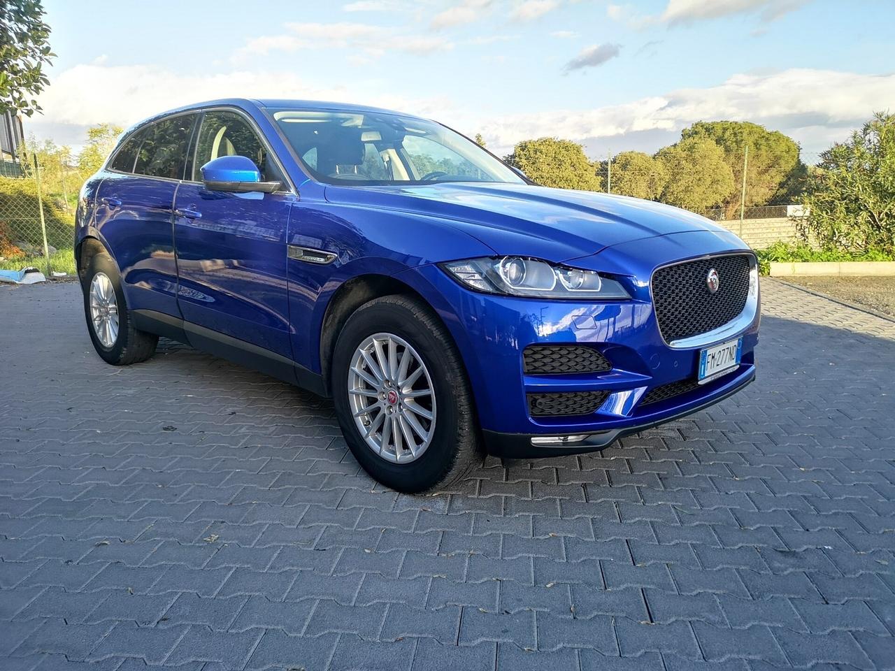 Jaguar F-Pace 2.0 D 163 CV Portfolio