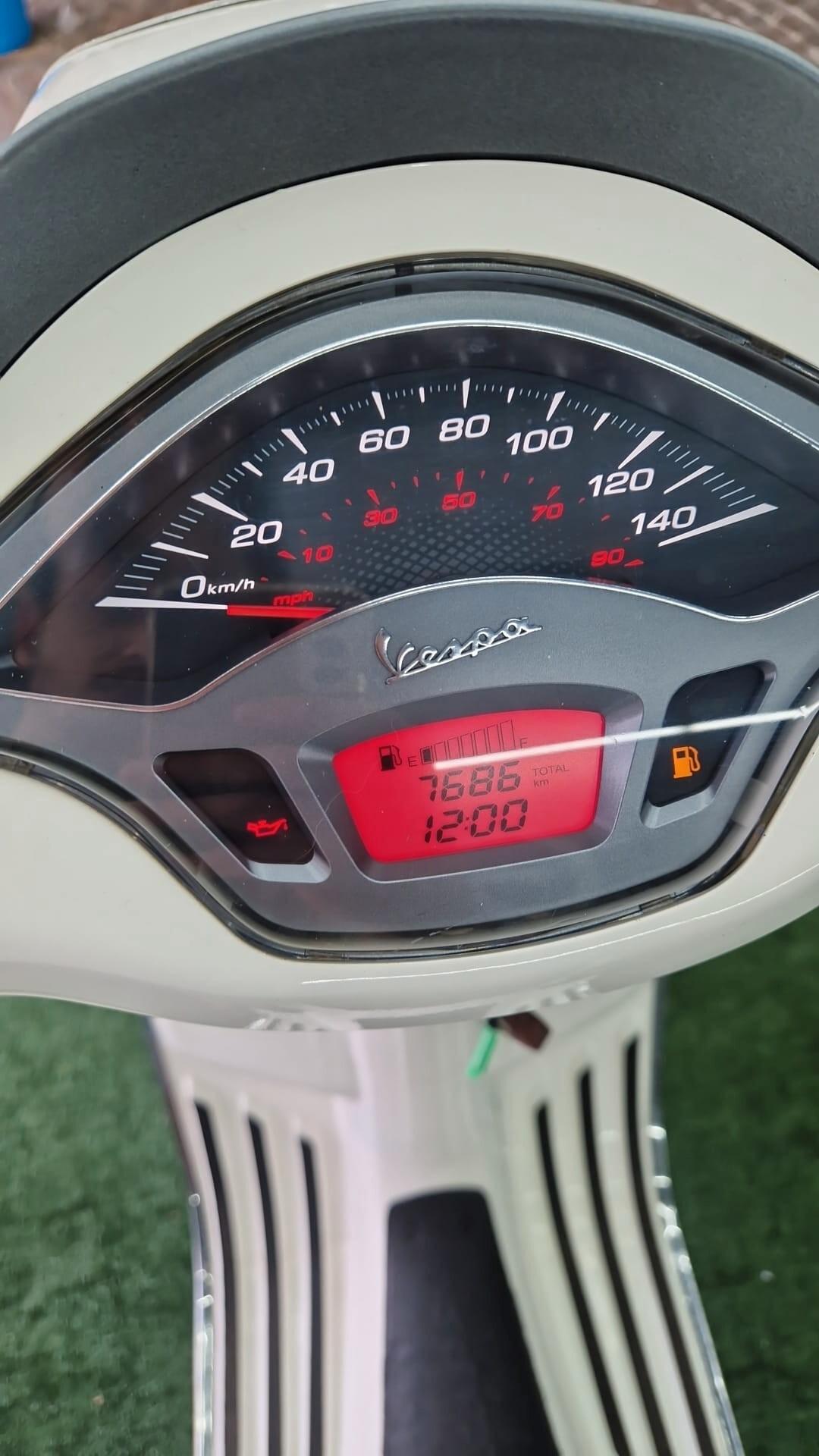 Piaggio Vespa 125 Sprint