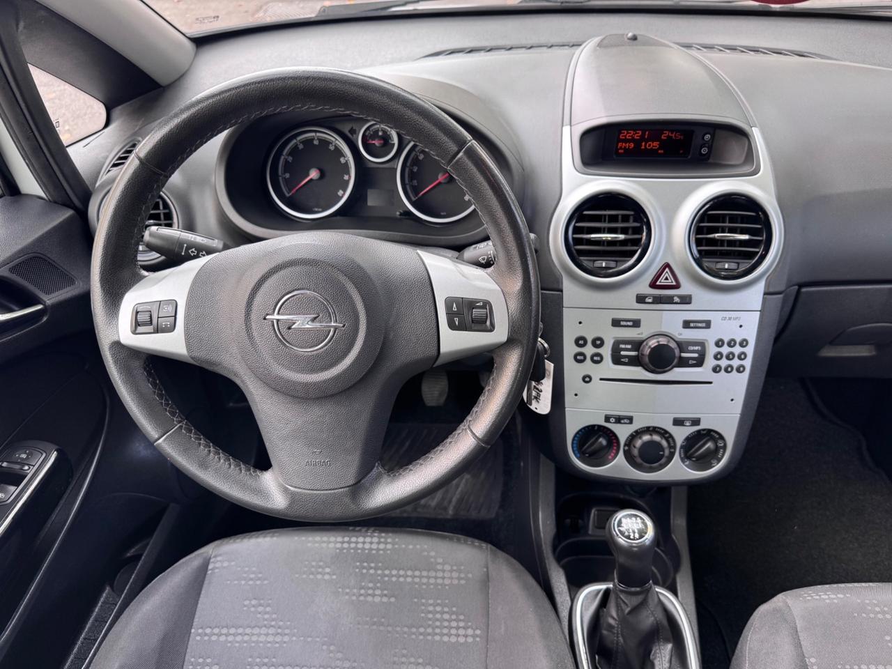 Opel Corsa 1.2 5 porte neopaten garanzia12 mesi