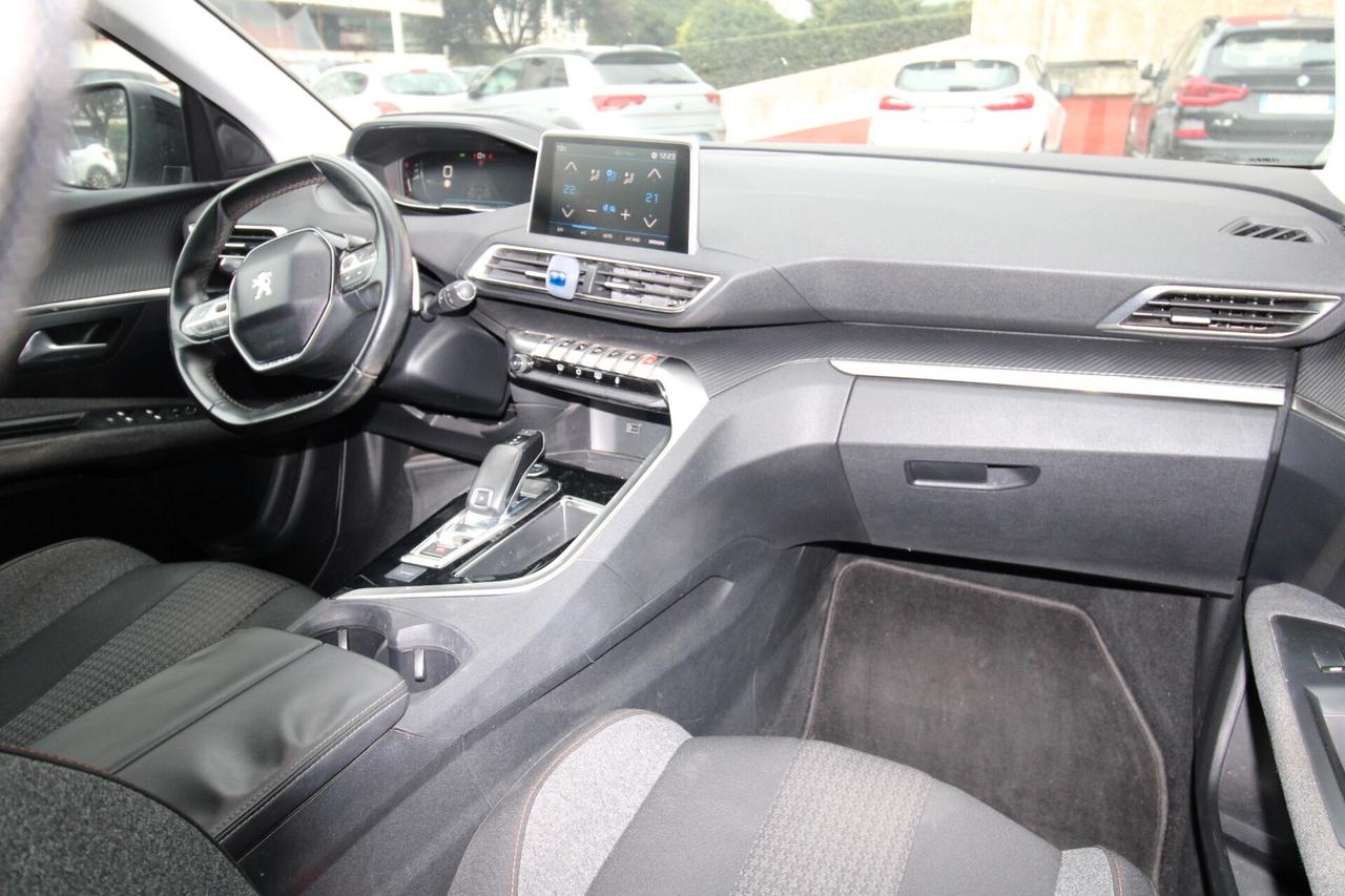 Peugeot 3008 BlueHDi 120 S&S EAT6 Active