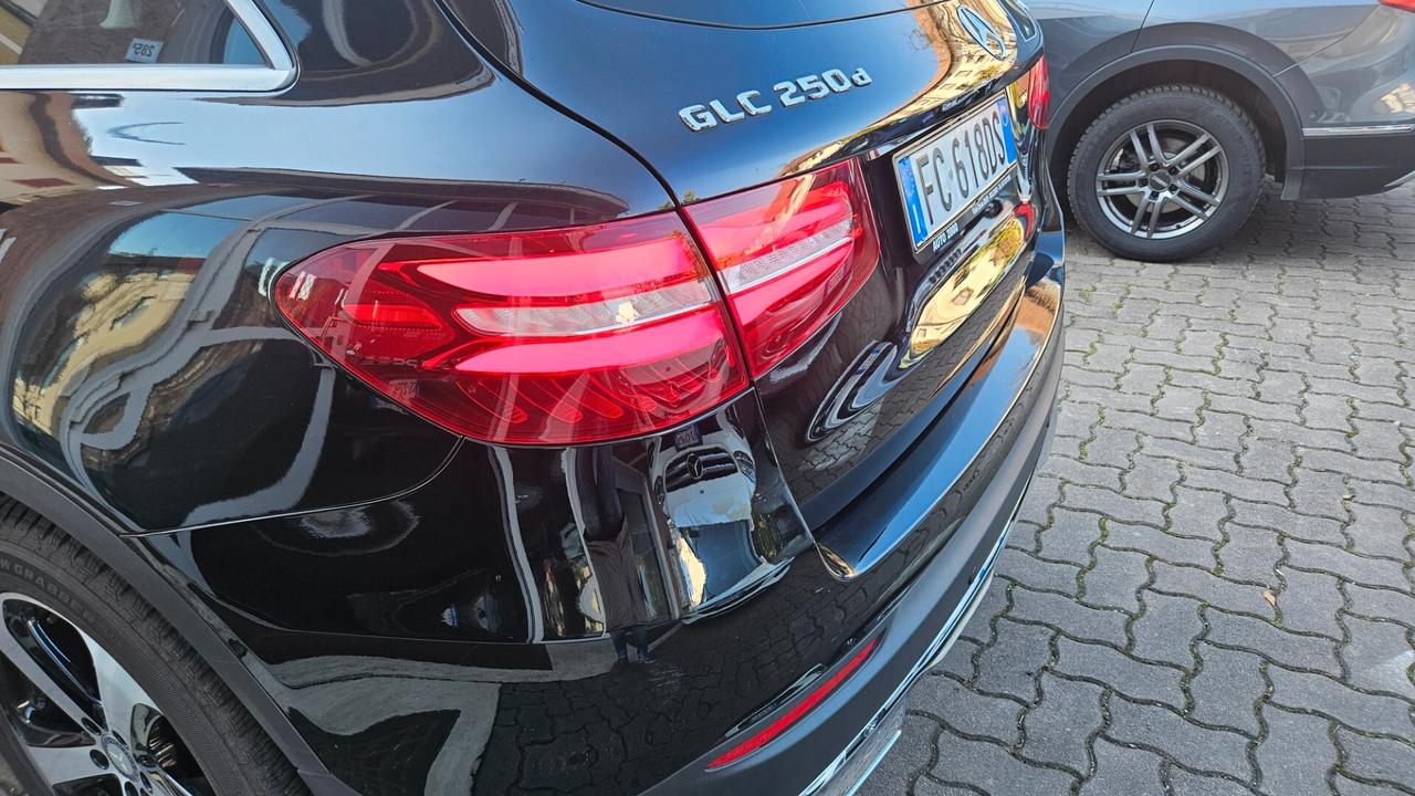 Mercedes-benz GLC 250 d Sport 4matic auto PELLE-CAMERA-NAVY