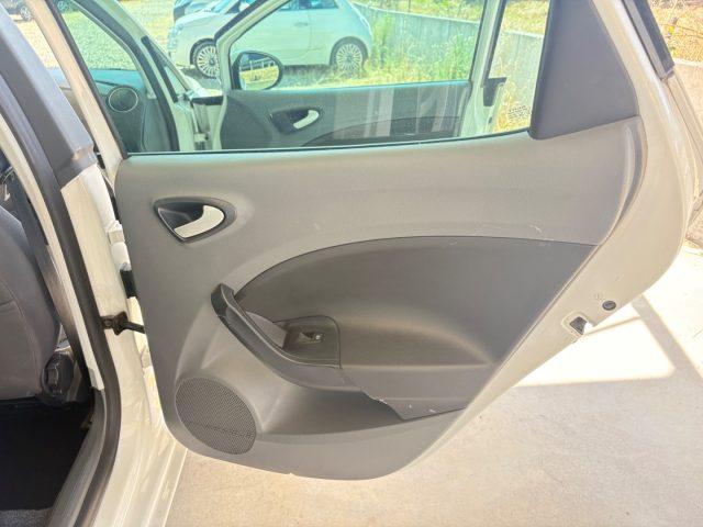 SEAT Ibiza 1.4 5 porte PRONTA CONSEGNA OK NEOPATENTATI