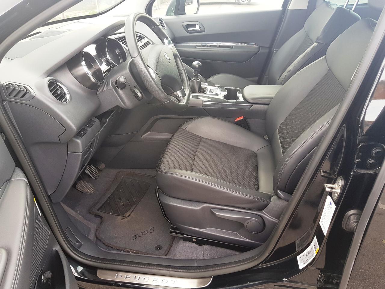 PEUGEOT 3008 1.6 HDi 115CV SOLO 79000 KM.02/2015