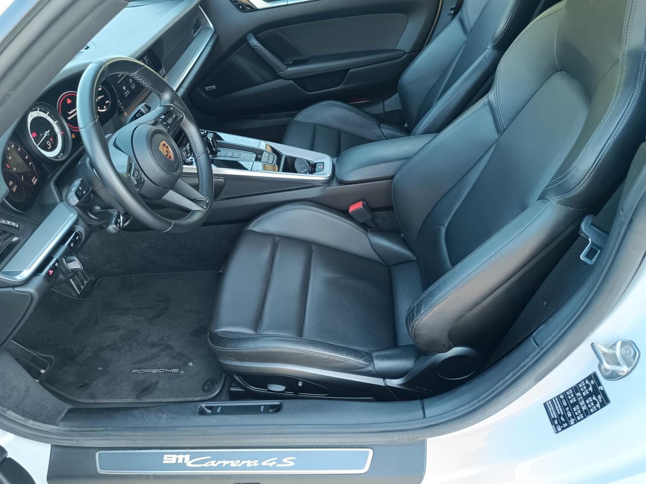 Porsche 911 Carrera 4S