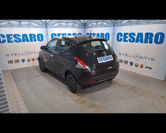 LANCIA Ypsilon 1.0 firefly hybrid Platino s&s 70cv