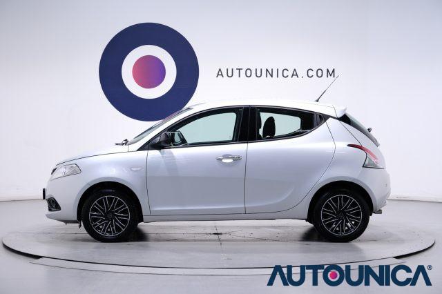 LANCIA Ypsilon 1.2 69 CV 5 PORTE S&S ELEFANTINO BLU NEOPATENTATI