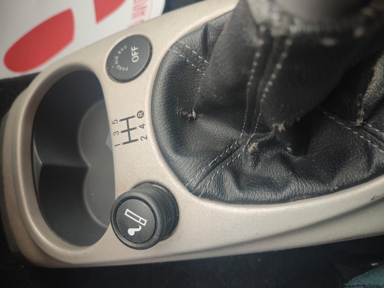 SMART FORFOUR BENZINA TETTO PANORAMICO X NEOPATENTATI