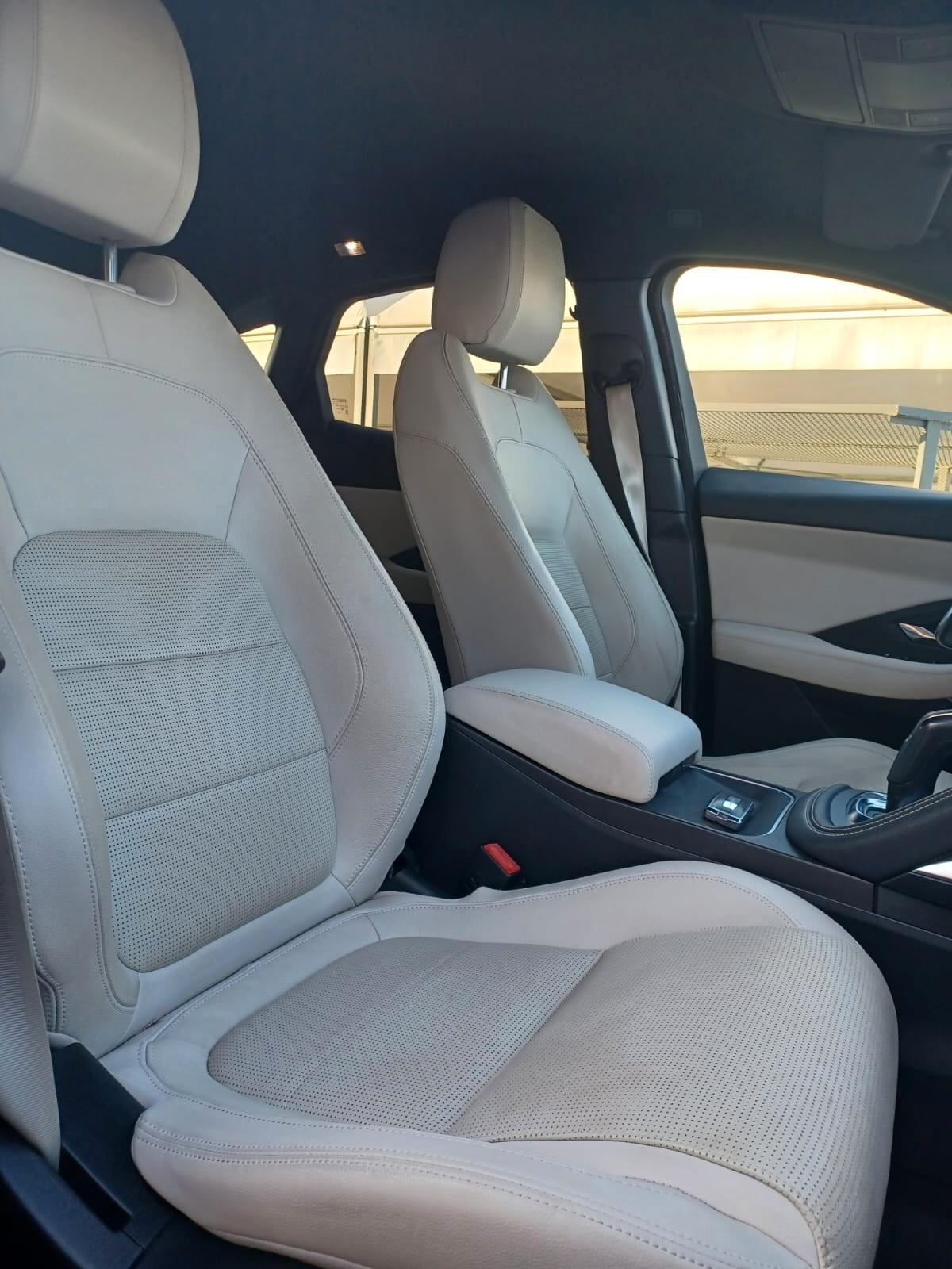 Jaguar E-Pace 2.0D 180 CV AWD aut. R-Dynamic