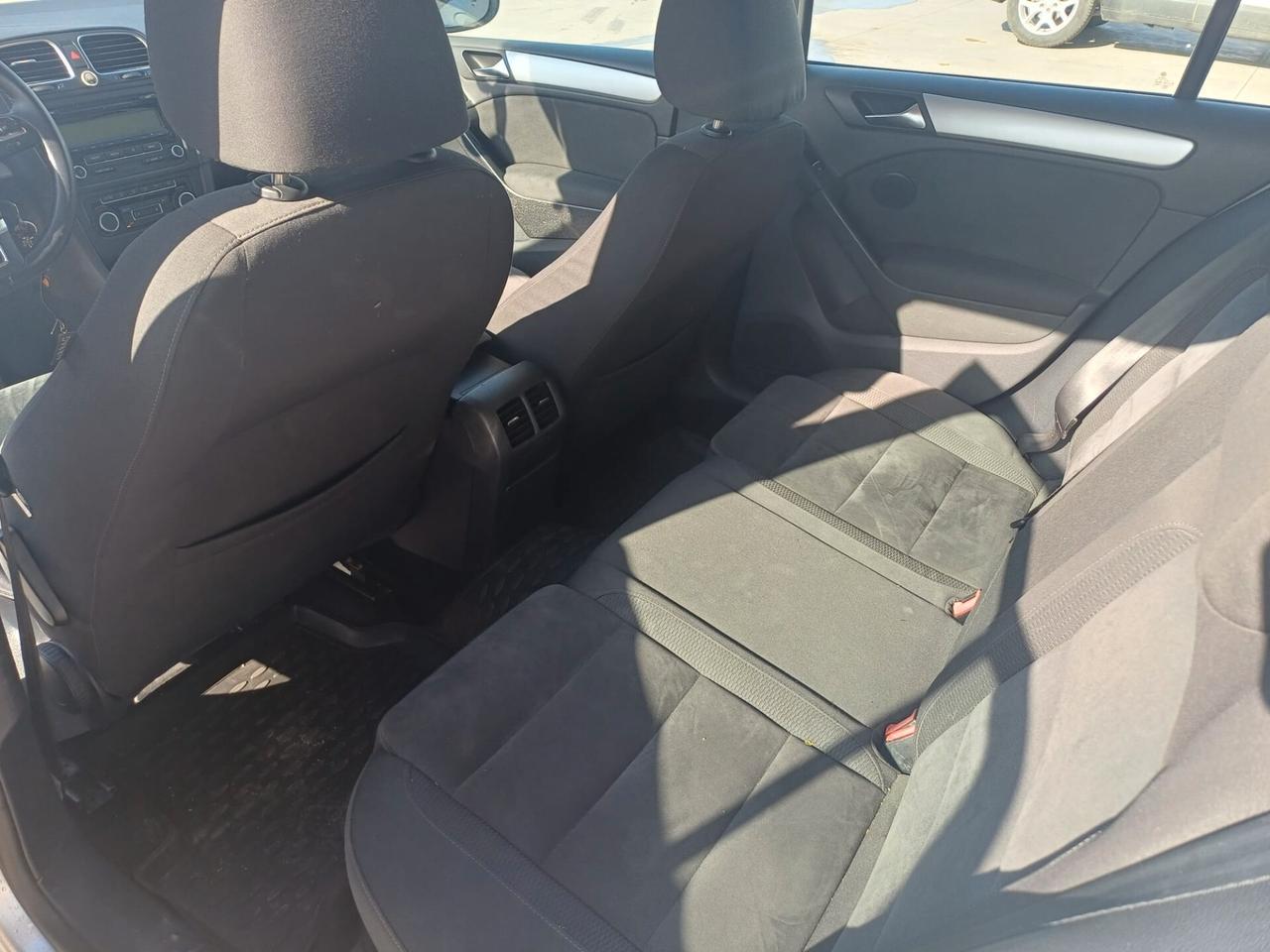 Volkswagen Golf 1.6 TDI DPF 5p. Highline