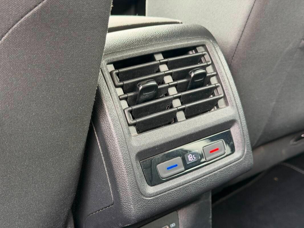 Volkswagen Golf 2.0 TDI 115 CV SCR Life