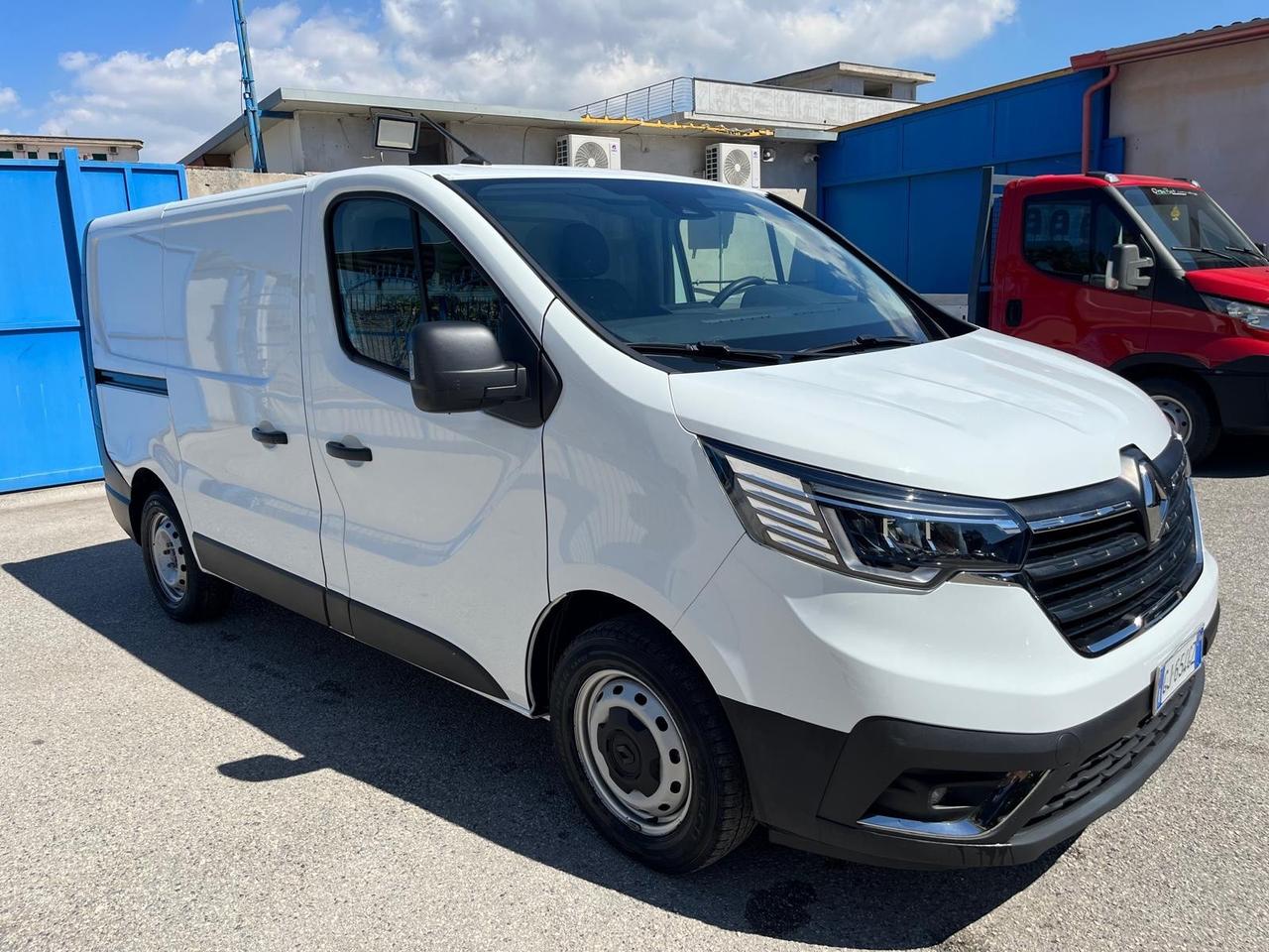 Renault trafic cargo-2.0 dci-2022