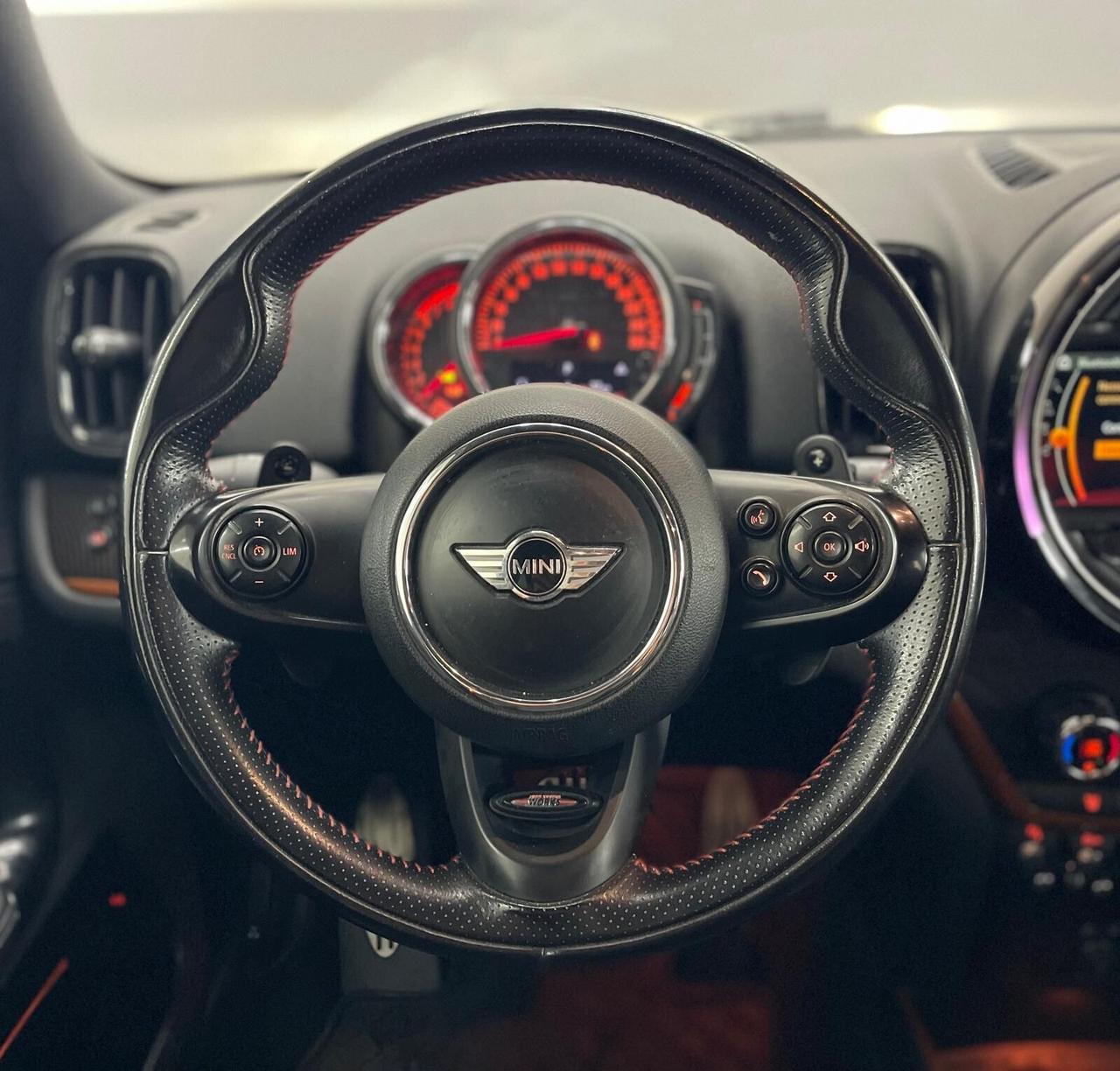 Mini Countryman John Cooper Works 231CV ALL4 pro