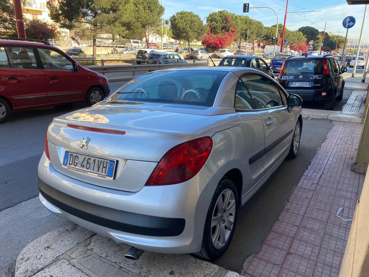 Peugeot 207 1.6 HDi 110CV cabrio