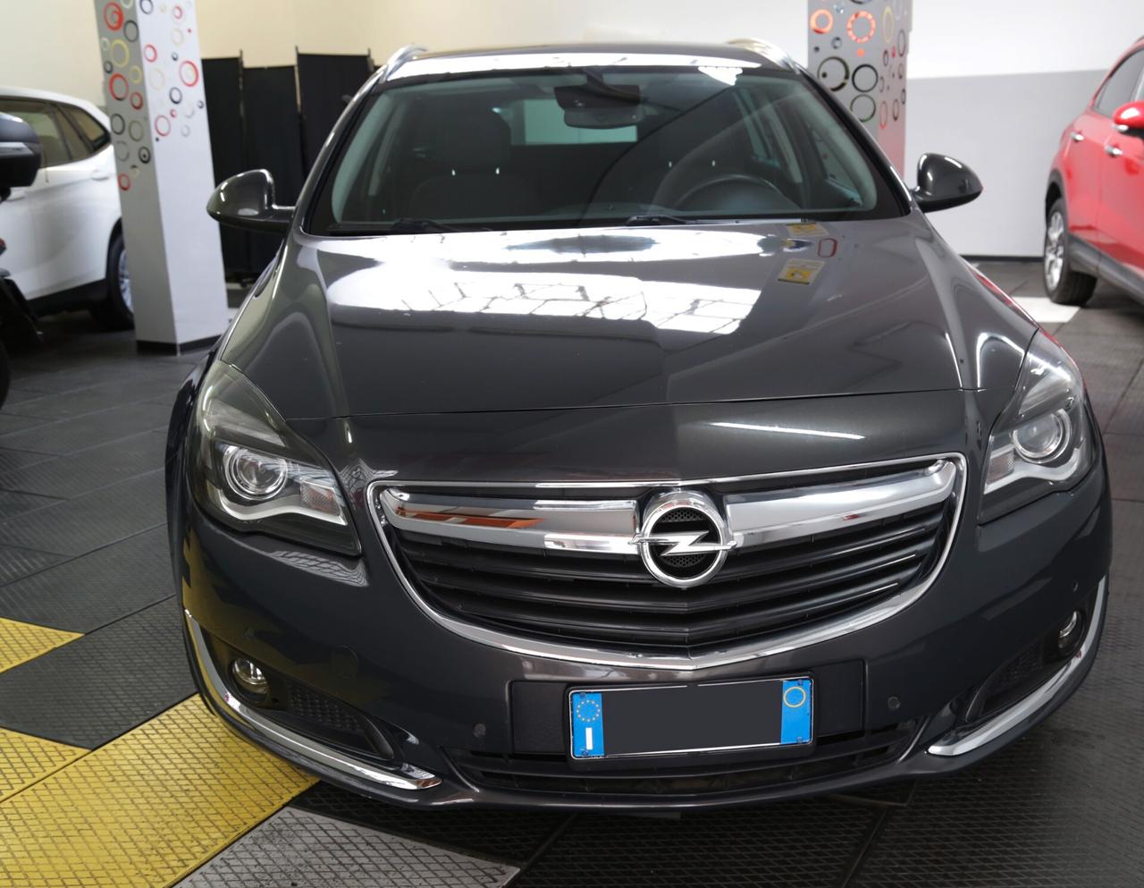 Opel Insignia 1.4 Turbo Sports Tourer GPL Tech Cosmo