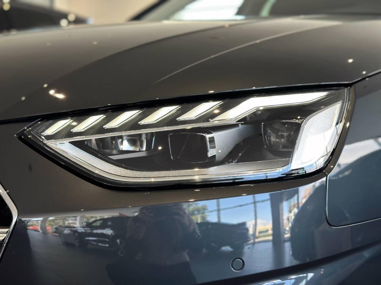 AUDI A4 AVANT 30 TDI MHEV S-TRONIC BUSINESS ADVANCED