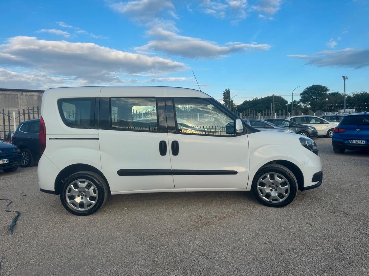 Fiat Doblo Doblò 1.6 MJT 120CV Lounge N1 5 POSTI