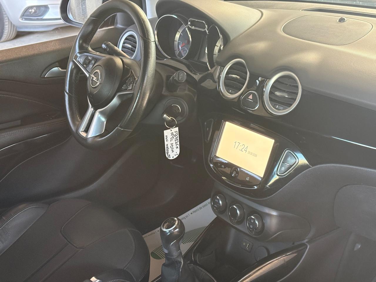 Opel Adam 1.4 87 CV Glam