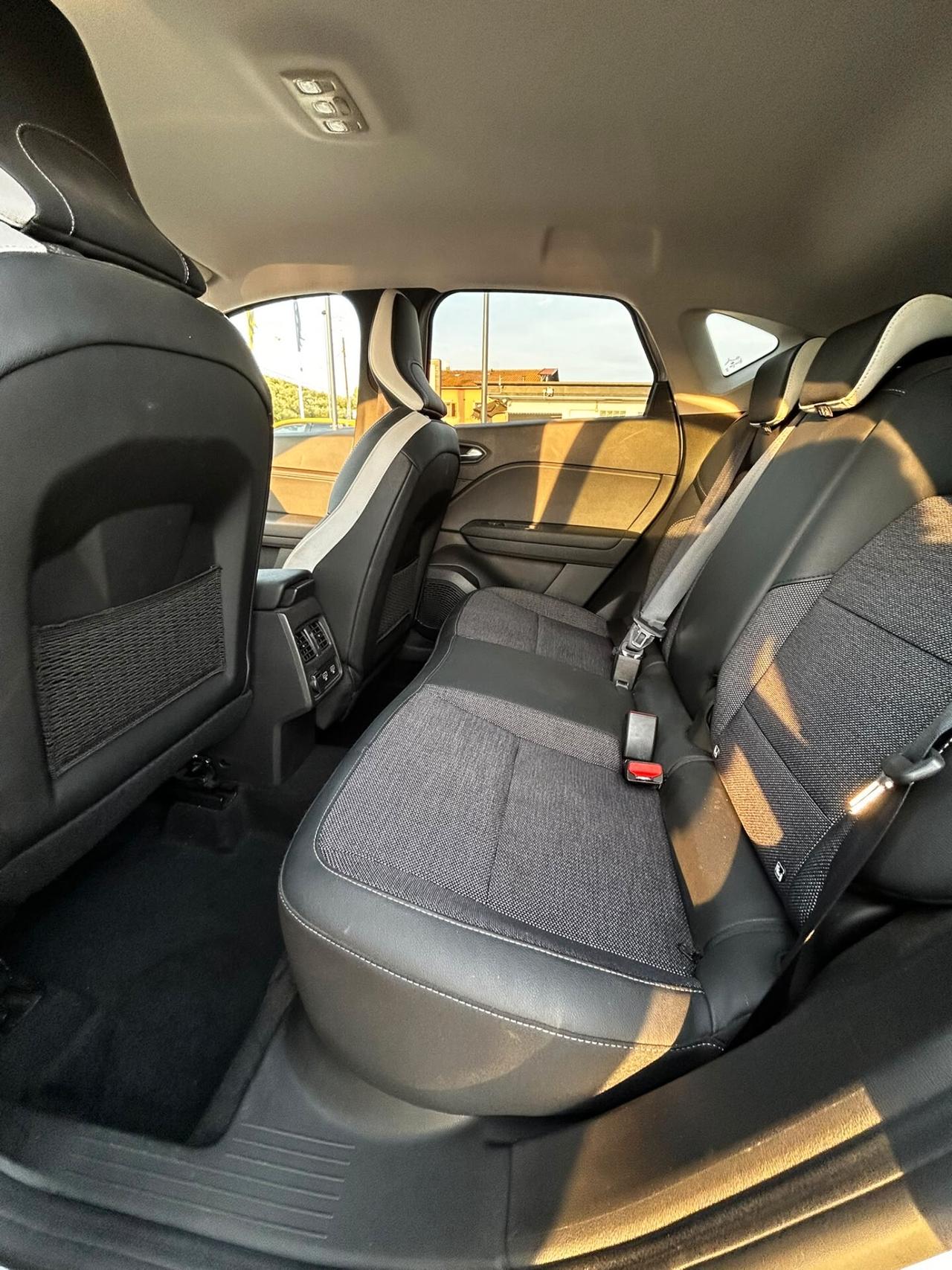 Renault Captur Full Hybrid E-Tech 145 CV Techno